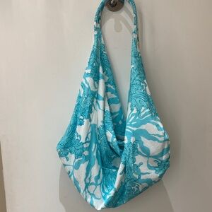 Chic Blue and White Shoulder Bag